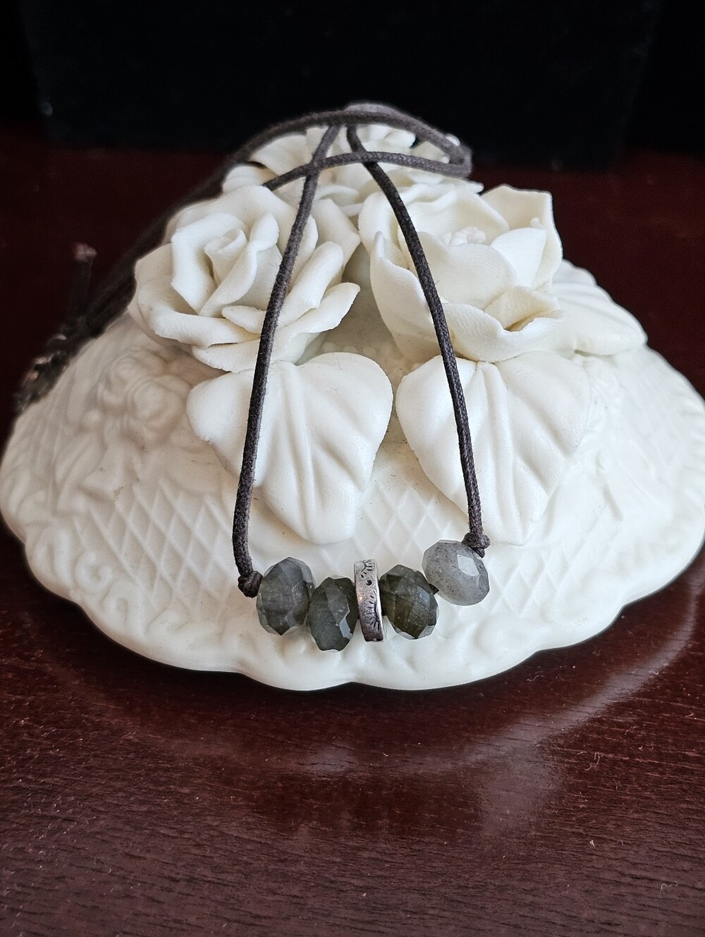 Peyote Bird Labradorite and Quartz Bead Leather Necklace - Picture 8 of 14
